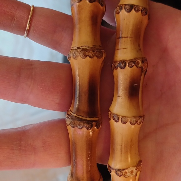 Gucci Bamboo Loop Handle perforated leather purse - Picture 2 of 11